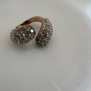 Swarovski authentic gold ring. Size 52.